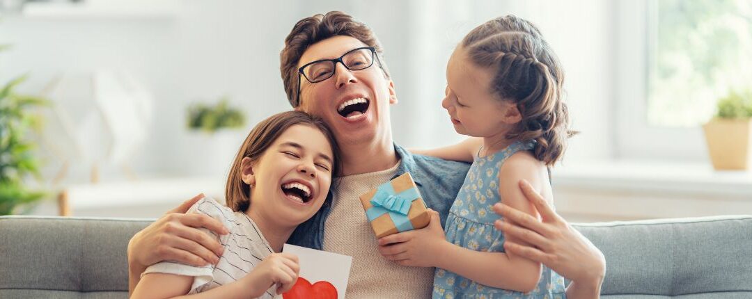 Dia dos Pais no condomínio: baixe esse cartaz gratuitamente e use na sua comunidade